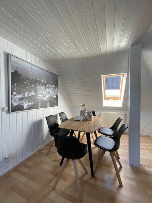 Appartement Gemuetliche, Helle In *